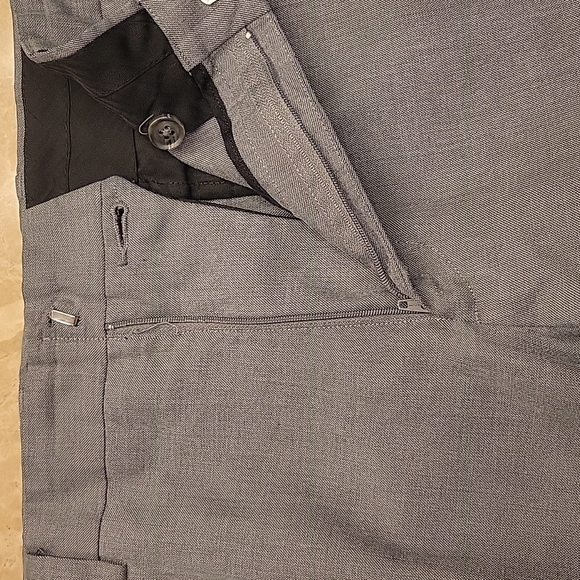 Hagar Men's Gray Twill Dress Slacks, 33x32 - Picture 6 of 16